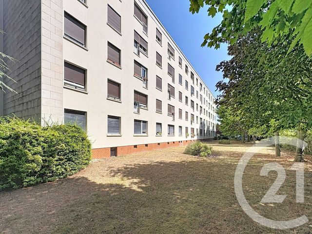 Appartement F4 à vendre - 4 pièces - 67.0 m2 - HOUILLES - 78 - ILE-DE-FRANCE - Century 21 Officimmo