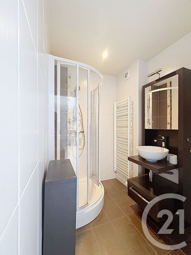 Appartement F3 à vendre - 3 pièces - 56.76 m2 - HOUILLES - 78 - ILE-DE-FRANCE - Century 21 Officimmo