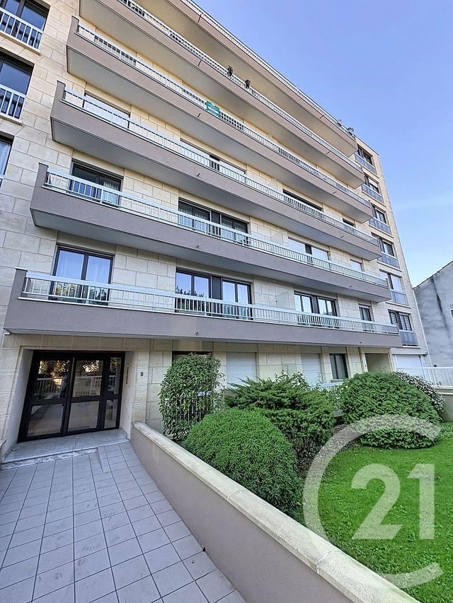 Appartement F3 à vendre - 3 pièces - 56.76 m2 - HOUILLES - 78 - ILE-DE-FRANCE - Century 21 Officimmo