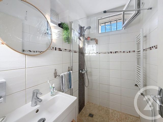 maison à vendre - 6 pièces - 97.96 m2 - SARTROUVILLE - 78 - ILE-DE-FRANCE - Century 21 Officimmo