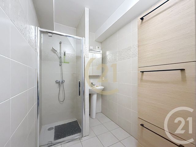 Appartement F2 à vendre - 2 pièces - 46.69 m2 - BEZONS - 95 - ILE-DE-FRANCE - Century 21 Officimmo