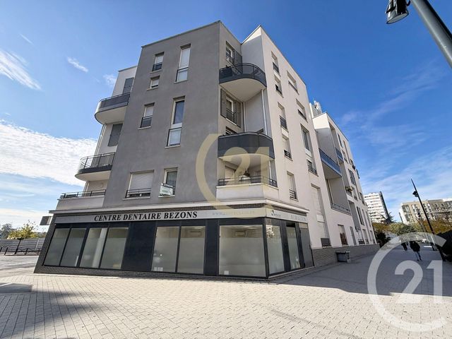 Appartement F2 à vendre - 2 pièces - 46.69 m2 - BEZONS - 95 - ILE-DE-FRANCE - Century 21 Officimmo